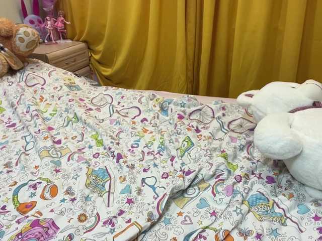 sleepykris cam belle