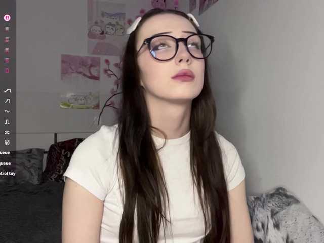 SleepyKris live cam