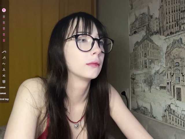SleepyKris live cam on BongaCams