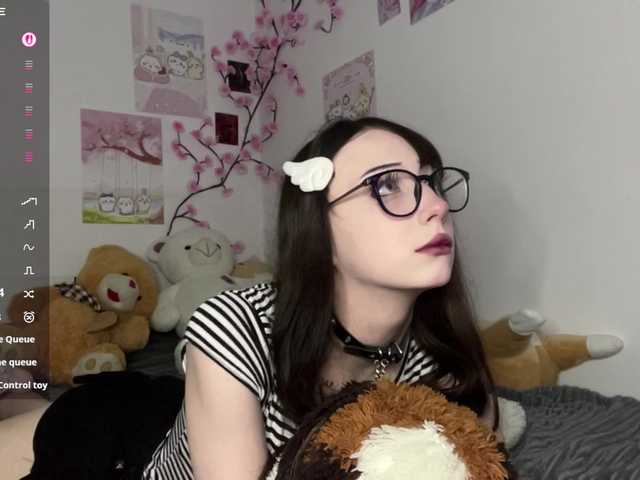 SleepyKris live cam on BongaCams