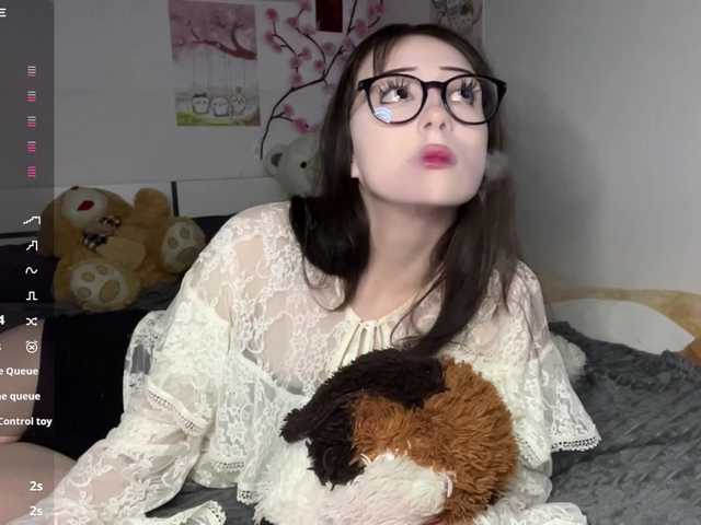 SleepyKris live cam on BongaCams