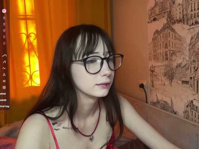 SleepyKris live cam on BongaCams