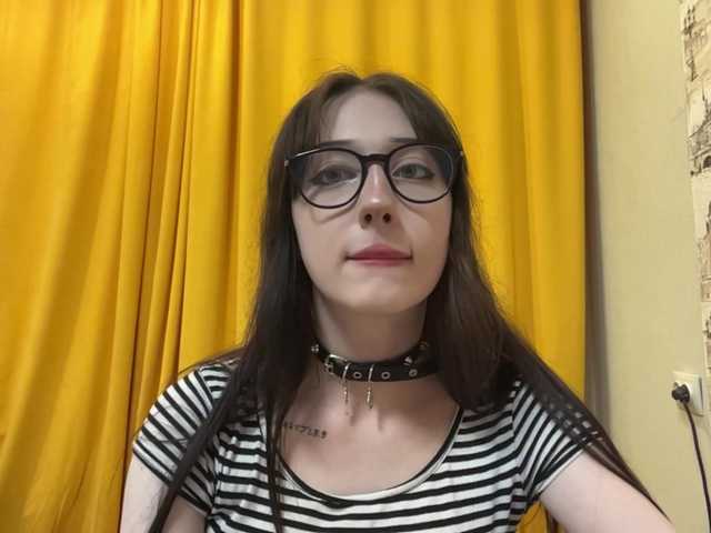 SleepyKris live cam on BongaCams