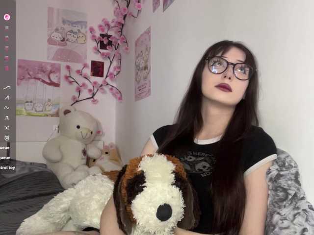 SleepyKris live cam on BongaCams