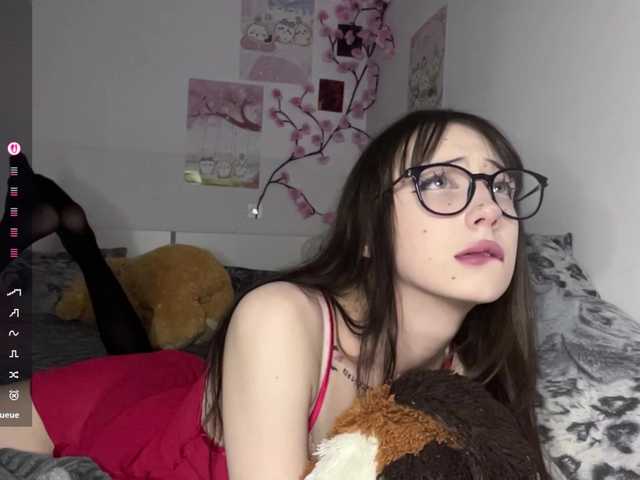 SleepyKris live cam on BongaCams