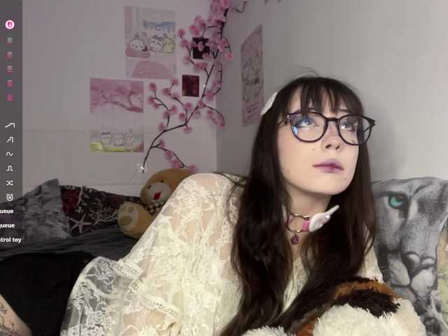 SleepyKris live cam on BongaCams