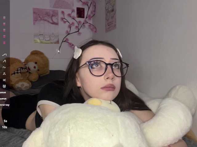 SleepyKris live cam on BongaCams