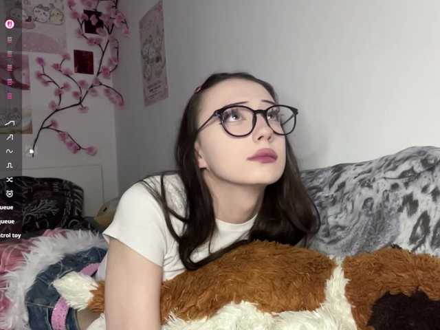 SleepyKris live cam on BongaCams