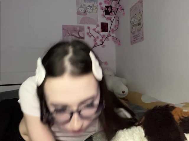 SleepyKris live cam on BongaCams