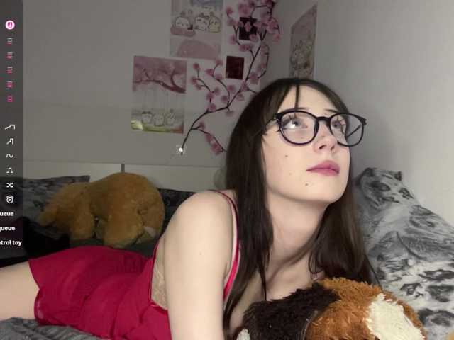 SleepyKris live cam on BongaCams