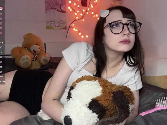 SleepyKris live cam on BongaCams