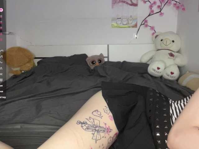 SleepyKris live cam on BongaCams