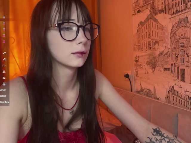 SleepyKris live cam on BongaCams