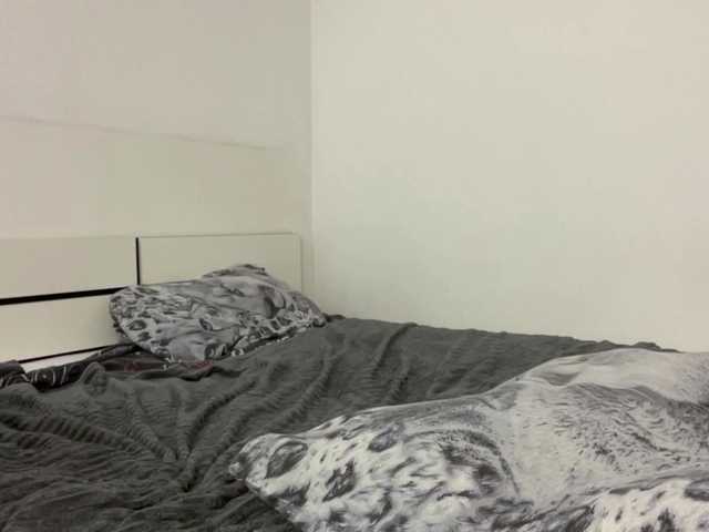 SleepyKris live cam on BongaCams