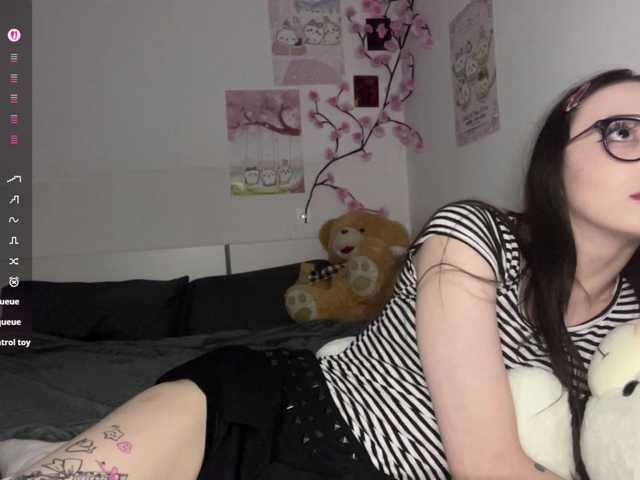 SleepyKris live cam on BongaCams