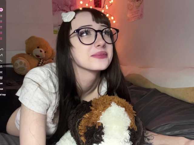 SleepyKris live cam on BongaCams