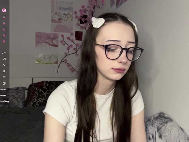 SleepyKris live cam on BongaCams