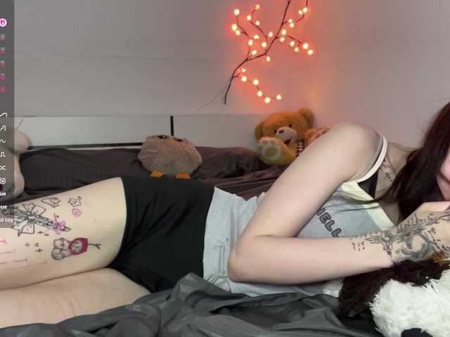 SleepyKris live cam on BongaCams