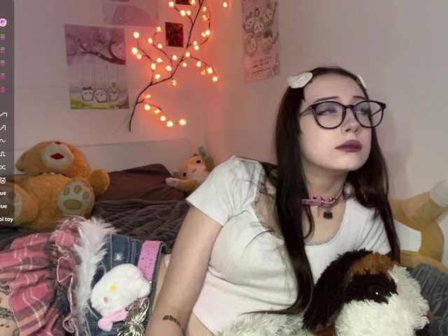 SleepyKris live cam on BongaCams