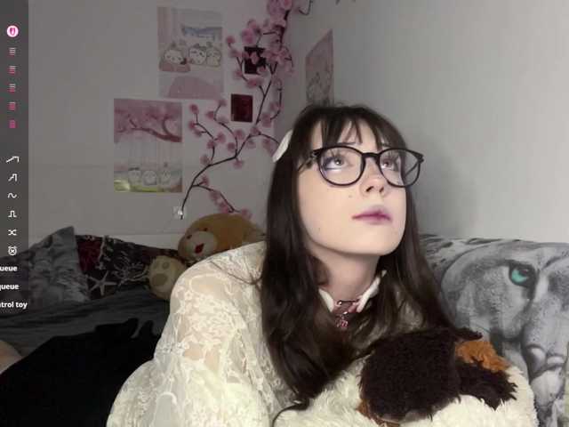 SleepyKris live cam on BongaCams