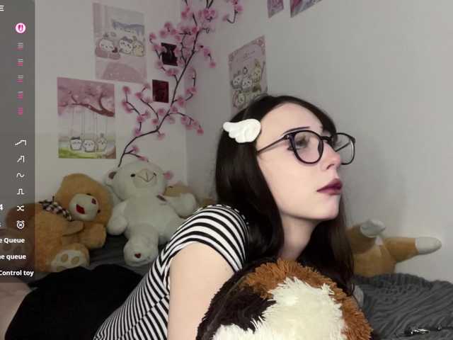 SleepyKris live cam on BongaCams