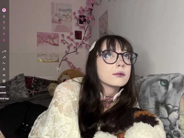 SleepyKris live cam on BongaCams