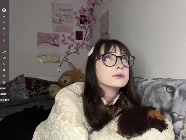 SleepyKris live cam on BongaCams