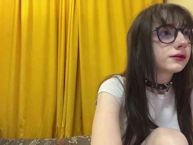 SleepyKris webcam