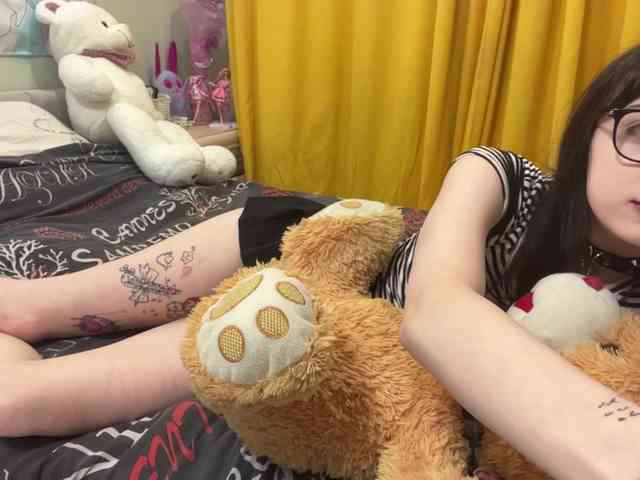 SleepyKris webcam