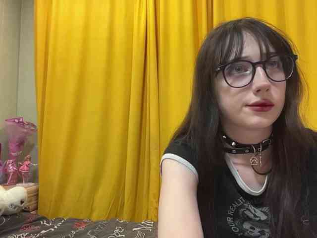 SleepyKris webcam