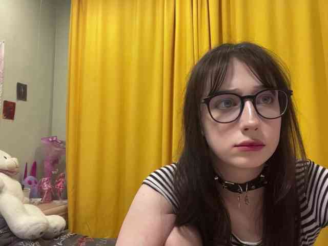 SleepyKris webcam
