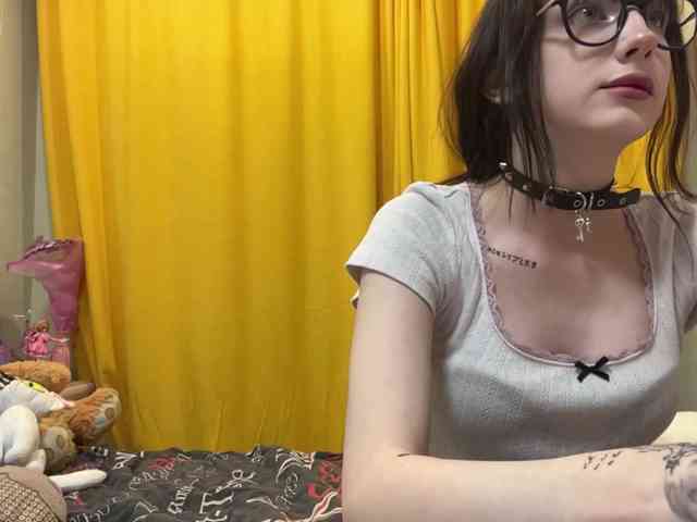 SleepyKris webcam