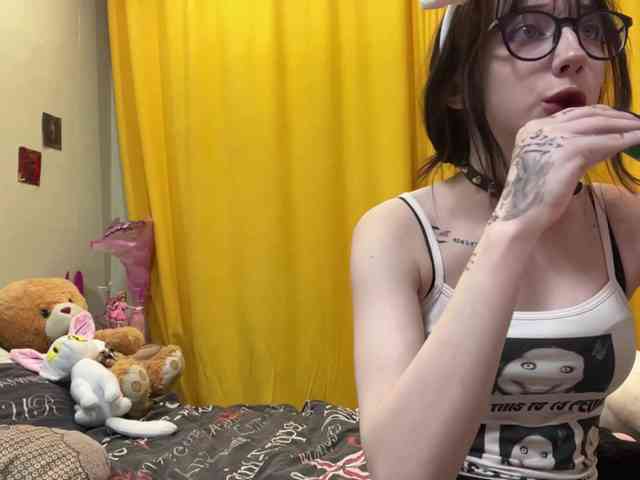 SleepyKris webcam