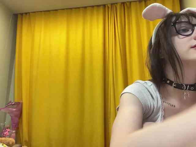 SleepyKris webcam