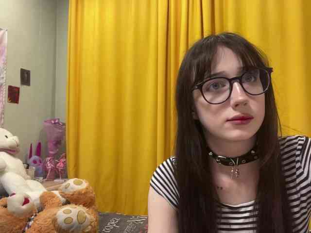 SleepyKris webcam