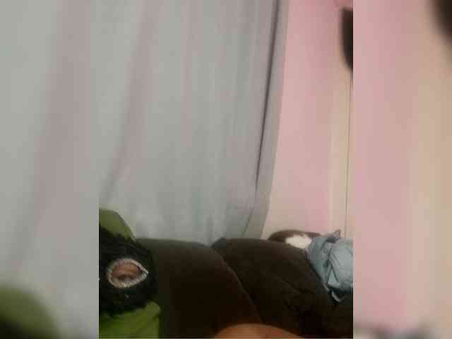 Milka2104 webcam