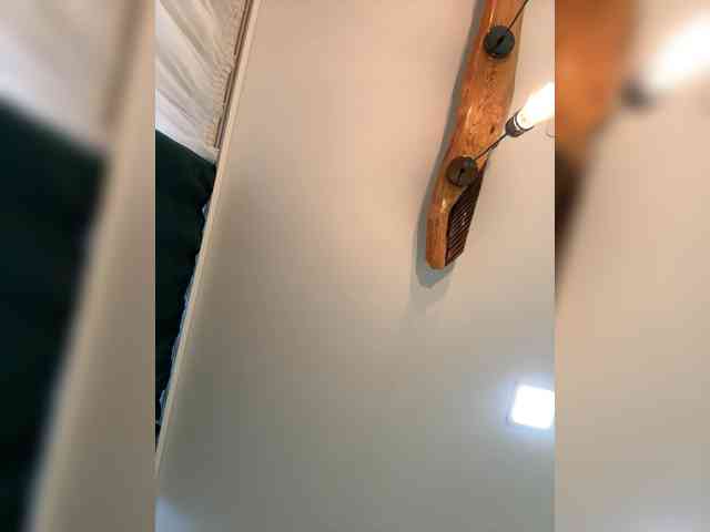 Milka2104 webcam