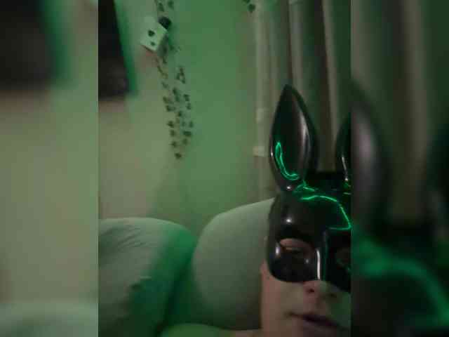 Milka2104 webcam