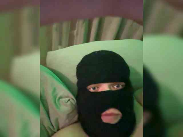 Milka2104 webcam