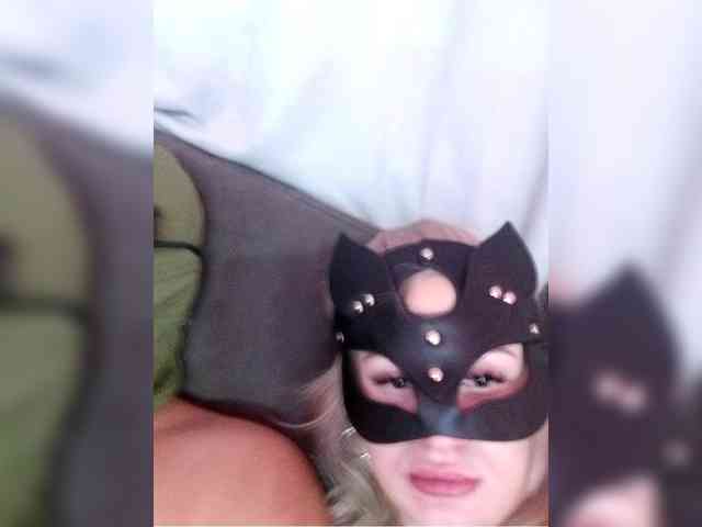 Milka2104 webcam