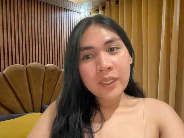 ambercrumbie Live Webcam on BongaCams