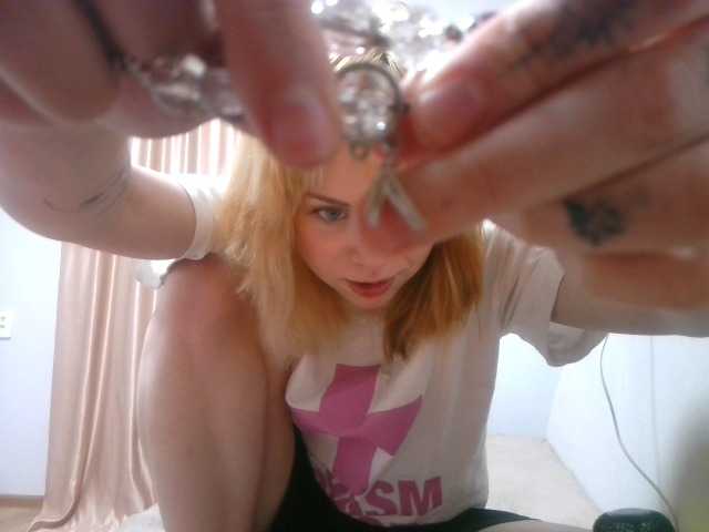 SnowHab, 19 y/o - Live Cam on BongaCams