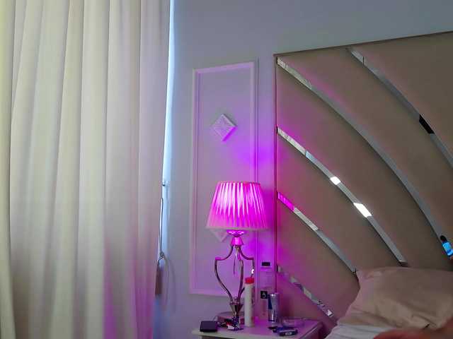 Denissya live cam on BongaCams
