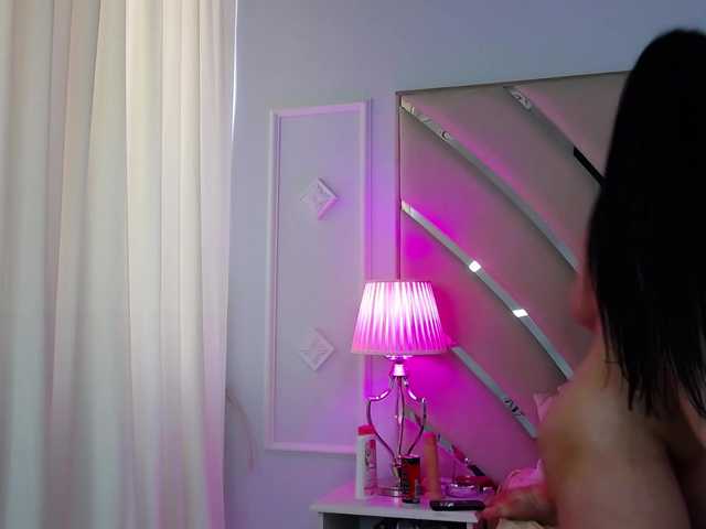 denissya cam belle
