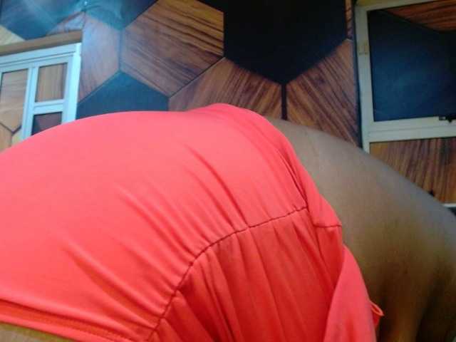 IndianShine live cam on BongaCams