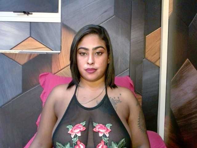 IndianShine webcam bongacams model stream image