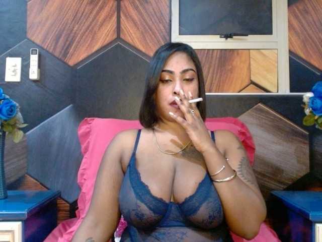IndianShine live cam on BongaCams