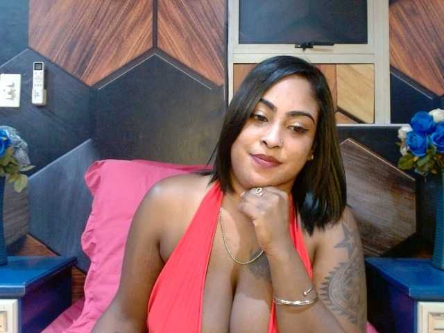 IndianShine live cam on BongaCams