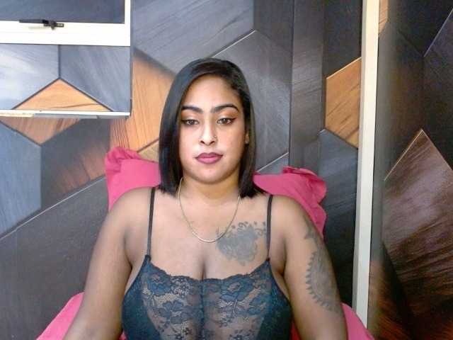 IndianShine live cam on BongaCams
