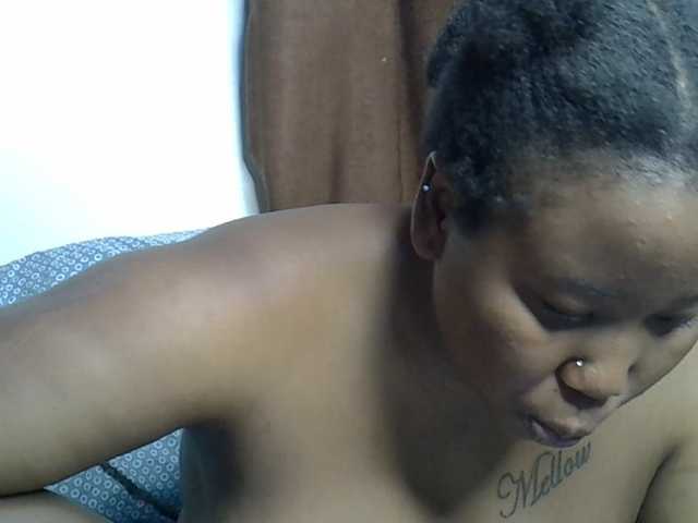 Casse-dellah live cam on BongaCams